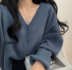 Sweetheart Aesthetic Outfits, Blue And Grey Outfit, Korean Casual Outfits, Easy Trendy Outfits, Causual Outfits, Blue Cardigan, Casual Style Outfits, Korean Outfits, Winter Fashion Outfits