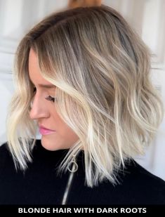 White Blonde Balayage Dark Roots Short Hair, Dark Root Fade To Blonde, Blonde Bob Root Melt, Blonde Melted Root Short Hair, Silvery Blonde Hair With Dark Roots, Blonde Root Stretch Bob, Short Hair Root Smudge, Root Pull Blonde, Dark Roots Light Ends Short Hair