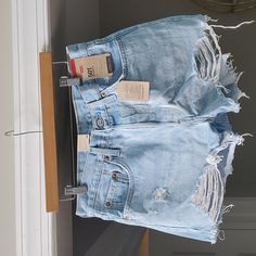 Levi's 501 Shorts A High Rise Fitted Through The Hip Jean Shorts Aesthetic, Shorts Levis, Low Rise Jean Shorts, Shorts Aesthetic, Levi 501 Shorts, 501 Shorts, Low Rise Jean, Levis Ribcage, Levi Jean Shorts