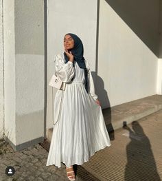 Summer Flowy Dresses, Styles Hijab, Hijabi Dresses, Trendy Prom Dresses, Modesty Outfits, Modest Style