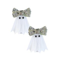 Get into the spooky spirit with our Halloween Ghost hair clip! Handcrafted with love, this adorable accessory is perfect for adding a touch of whimsy to your Halloween outfit. Made with durable materials, this hair clip is designed to last for many Halloweens to come. Stand out from the crowd with this unique and charming accessory! Elevate your Halloween look with our Ghost hair clip! Whether you're dressing up for a spooky party or simply embracing the Halloween season, this hair accessory is a must-have. Crafted with attention to detail, this ghost-shaped clip adds a playful element to your hairdo. Lightweight and easy to wear, it's the perfect finishing touch to your Halloween ensemble. Looking for a fun and festive hair accessory for Halloween? Look no further than our Ghost hair clip White Halloween Party Hair Accessories, Cute Halloween Party Hair Accessories, Witch Hat Hair Clip, Halloween Party Novelty Hair Accessories, Ghost Hair Clip, Ghost Hair, Halloween Hair Accessories, Festive Hair, Halloween Hair Clips