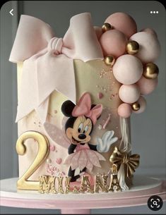 2nd Birthday Cake Minnie Mouse, Minnie Mouse Cake Birthday, Minnie 2nd Birthday Cake, Oh Twodles Birthday Photoshoot, Mine Mouse Birthday Cake, Minnie Cake Ideas Birthday, Minnie Mouse Themed Cake, Minnie Mouse Bday Cake, Minnie Mouse Pretzel Rods