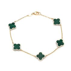 14K SOLID YELLOW GOLD MALACHITE FOUR LEAF CLOVER BRACELETHere is a Beautiful , delicate and simple, yet classy Clover bracelet . This is 14k Solid Yellow Gold. ( We do not sell filled or plated jewelry) Perfect for everyday use.Clover Dimension : 10mm Chain Length : 7 Inches Bracelet Weight : 1.9gr --NICE THICK CHAIN WITH LOBSTER CLAW--Absolutely stunning. Comes in a gift box. 4 Leaf Clover Necklace Jewelry, Green Clover Bracelet, Star Wedding Band, Four Leaf Clover Bracelet, Clover Jewelry, Clover Bracelet, Ankle Jewelry, Wrist Jewelry, Leaf Bracelet