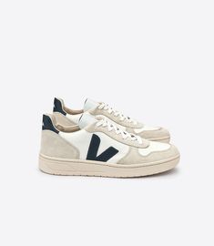 Veja V10, Veja Sneakers, Hummel Sneaker, New Balance Sneaker, On The Side, Shoe Game, Golden Goose Sneaker, Sock Shoes