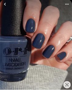 Navy Blue Opi Nail Polish, Opi Berlin There Done That Gel, Cold Colors Nails, Outfits With Blue Nails, Blue Nail Color Ideas Winter, Dark Blue Grey Nails Design, Gel Nails Ideas Navy Blue, Navy Sns Nails, Navy Blue And Glitter Nails