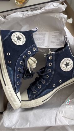 Cute Converse Shoes, Cute Converse, Chuck Taylor All Star Lift, Dr Shoes, Converse Sneakers