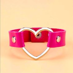 Hot Pink Bracelet Nwt Silver Heart Pendant Hot Pink Bracelet, Hot Pink Bracelets, Precious Stones Bracelet, Kendra Scott Bracelet, Cz Bracelet, Friend Bracelets, Labradorite Earrings, Silver Heart Pendant, Enamel Bracelet