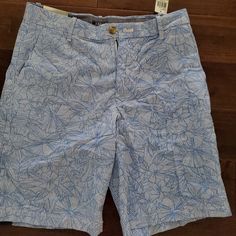 Izod Sandy Bay Seersucker Shorts Size 309.5 In Light Blue And White New With Tags Blue Bermuda Shorts For Beach With Pockets, Blue Bermuda Shorts With Pockets For Beach, White Seersucker Summer Bottoms, Seersucker Bottoms For Beach, Short Length, Summer Beach Seersucker Bottoms, White Seersucker Summer Shorts, White Seersucker Shorts For Summer, Seersucker Short Bottoms For Vacation, Short Seersucker Bottoms For Vacation