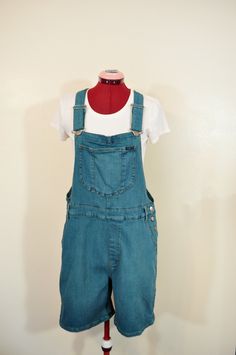 #231017 I have been dying denim regularly - I just started dying other items like these overalls.  They have been a big hit! ABOUT OVERALLS: Overalls are loose fitting. The waist measurement is about 1-2 inches larger than what you would normally wear.  Adult Small 32-34" waist.  Medium 34-36" waist,  Large 36-38 waist XL are 38-42 waist.  DETAILS: Upcycled Denim bib Overalls "Lee" Brand 99% Cotton /1% Spandex Mock Fly - Shorts Dyed Teal Size Large Measurements:   Size Large 38" Waistline   44" Womens Overalls, Denim Shortalls, Vert Turquoise, Lee Denim, Bib Overalls, Waist Measurement, Upcycled Denim, Overalls Women, How To Dye Fabric