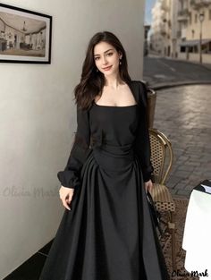 Olivia Mark - Vintage Green Long Sleeve Tea-Length Dress with Ruffle Hem Baju Kahwin, Dress With Ruffle Hem, Cotton Camisole, Sleeveless Bodycon Dress, Loose Fitting Dresses, Home Dress, Tea Length Dresses, Green Long Sleeve, U Neck