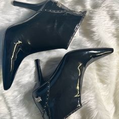 Worn Once Due To Height Of Heel Size 36 Eu Size Us 5.5 3 Inch Heels Burberry Black, Burberry Shoes, 3 Inch Heels, Bootie Boots, Burberry, Ankle Boots, Women Shoes, Boots, Heels