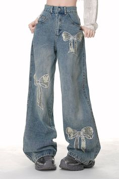 ❤︎ Lace Ribbon Wide Leg Jeans❤︎ Bell Bottom Jeans Outfits, Cool Baggy Jeans, Pants With Bow, Bow Pants, Bow Embellishments, Jeans Pattern, Black And White Graffiti, Gothic Skirts, Fashion Media