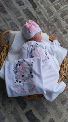 Newborn Girl Coming Home Outfit Personalized Floral Gown - Etsy 2nd Pregnancy, Newborn Hospital Outfits, Personalized Swaddle, Newborn Beanie, Newborn Hospital, Girls Coming Home Outfit, Baby Sleep Problems, Going Home Outfit