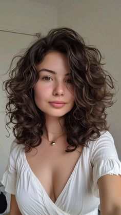 Easy Hair Cuts, Hair Mistakes, Curly Haircuts, Long Layered Haircuts, Haircuts For Curly Hair, Natural Curly Hair, Round Face Haircuts