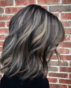 60 Ideas of Gray and Silver Highlights on Brown Hair Brown Hair With Silver Highlights, Gray Balayage, Bronde Hair, Covering Gray Hair, Dark Hair With Highlights