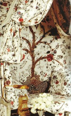 The Peak of Chic®: October 2009  Braquenie "tree of life" Hubert Givenchy, Mark Sikes, Hollywood Hills Homes, J Peterman, Leading Men, Silk Tassels, Floral Interior, Classic Bedroom