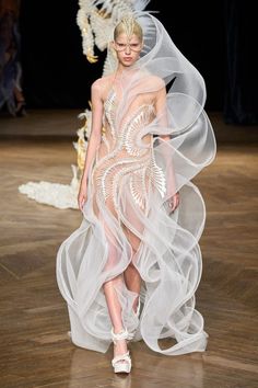 Iris van Herpen Fall 2022 Fall 2022 Couture, 2022 Couture, Fall 2022, Fashion Show Collection