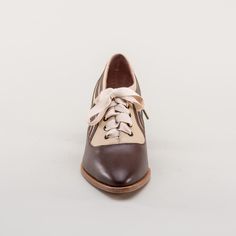 We're excited to introduce Bernadette Oxfords, in collaboration with the incomparable Bernadette Banner! These attractive lace-up shoes have all the style and sass of footwear from c. 1900 through the 1920s and will keep you on your feet and comfortable all day, whether you're attending historical costuming events or walking the streets of New York City. Bernadettes feature our sturdy 2 inch / 5 cm Louis heel, welted hard-wearing leather soles, pointed toes, and an adjustable lace-up closure, pl Bernadette Banner, Cottage Core Dark Academia, Cottage Core Dark, American Duchess, Historical Costuming, Streets Of New York, Time Traveler, New York Street, Pig Skin