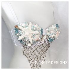 34B Aqua Mermaid Bra Rave Bra Festivalbra 34B AQUA SHIMMER - Etsy Mermaid Bra Top, Siren Costume, Seashell Bra, Mermaid Costume Diy, Mermaid Halloween Costumes, Shell Bra, Mermaid Cosplay, Aqua Mermaid, Mermaid Bra