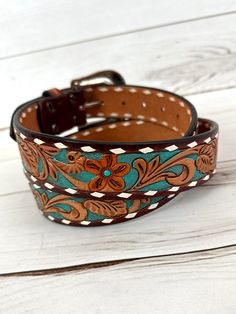 Leather Western style belt with removable buckle. Belt Sizes 1.75” wide Small 29”-32” Medium 32”-36” Large 36”-40” XL 40”-44” (buckle is removable with screws) handmade and painted leather tooled and painted by American Darling Not customizable Western Leather Belt, Western Leather, Painting Leather, Tooled Leather, Buckle Belt, Leather Tooling, Western Style, Belt Size, Western Fashion