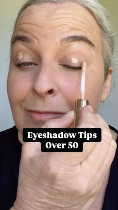 Jodi Verboon | EASIEST EYESHADOW application ever!! I’m calling it the DASH DASH DOT METHOD! Let me know if you would try this!! #eyeshadow... | Instagram How To Put Makeup On Step By Step Videos, Eye Makeup 50 And Older, Make Up For Older Women Over 50, Makeup For Women Over 60, Green Eyes Facts, Eyes Facts, Makeup For 50 Year Old, Old Lady Makeup, Hannah Ideas