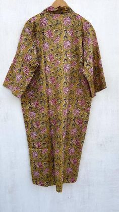 This Robe we makes from 100% Cotton printed fabric. The fabric print is Anokhi Floral which is very popular in all over the world . We use pure cotton cambric fabric . This is free One size robe . There is both side pocket in robe. Length = 120 cms. ( 48 inches) Night Wear Dress, Black Bath, Printed Robe, Organic Colors, Cotton Kimono, Kantha Stitch, Night Wear, Swim Wear, Fabric Print