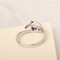 All HANDMADE ITEMS SHIP IN APPROX 8 DAYS Main Stone: Real natural amethyst Main Stone Size: Trillion cut 6 mm x 6 mm Main Stone Weight: 0.89 carat Side Stone: None Height From The Ring Setting Bottom(to gemstone top): about 4.54 mm Width of Ring band Measure: gradually varied,about 1.43 to 2.22 mm Material: 925 Sterling Silver/14K White Gold/14K Yellow Gold/14k Rose Gold Engraved: Available For FreeNo more than 13 letters) Customized:Of course! Tell me what you want Includes With Order: All of m Minimalist Amethyst Birthstone Ring For Anniversary, Modern Amethyst Birthstone Ring For Anniversary, Minimalist Amethyst Ring For Anniversary, Minimalist Silver Amethyst Ring, Modern Sterling Silver Amethyst Wedding Ring, Minimalist Purple Amethyst Ring For Anniversary, Blue Topaz Ring Silver, Solitaire Wedding Ring, Wedding Rings Solitaire