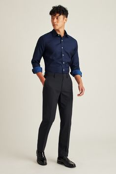 Shirts That Go With Navy Blue Dress Pants Men, Dinner Outfit Men, Academia Men, Formal Dinner Outfit, Dark Academia Men, Holiday Dinner Outfit, Mens Photoshoot, Formal Attire For Men, Mens Casual Suits