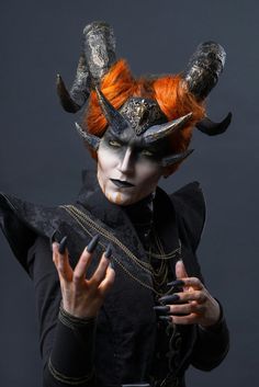 #krampus #demon #mythology #beast #original #luntares Krampus Photoshoot, Buffy Monsters, Krampus Horns, Krampus Costume, Elf Fashion, Halloween Hombre, Drag Ideas, Demon Costume