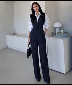 Architect Outfit Women Aesthetic, Architect Outfits Women, Boss Lady Outfit Classy Fashion, Lawyer Outfit Women Classy, Boss Lady Outfit Classy, Architect Outfit Women, Architects Outfit, Suit Outfits For Women, Aesthetic Sheets