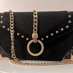 Delight In The Luxurious Appeal Of This Luxurious Crossbody Bag Adorned With Gorgeous Gold Metal Embellishments And Chain Details. This Is The Cross-Body Jewelry That You Will Want To Wear On Your Most Elegant Occasions. Aldo Bags, Body Jewelry, Gold Metal, Crossbody Bag, Bag Lady, Chain, Women Shopping, Gold, How To Wear