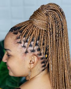 Hairstyles With Knotless, Hairstyles With Knotless Braids, Braids Knotless, Hairstyles For Ladies, Types Of Braids, Braided Cornrow Hairstyles, Small Braids, 4c Natural Hair