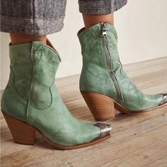 Sold Out Color Rare Find C09212448c95 C10022448c95 Stacked Heel Boots, Girl Cowboy Boots, Wedding Boots, Zippers Fashion, Metal Etching, Zipper Heels, Fancy Shoes, Free People Shoes, Western Boot