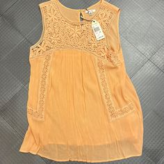 Sophie Max Peach Flowy Boho Tank Blouse Size Xs Nwt Beautifully Detailed Tank !! Nwt Beaded Jewelry Patterns, Jewelry Patterns, Spring Summer, Summer Outfits, Womens Tops, Tank Tops, Women Shopping, Pattern, Beauty