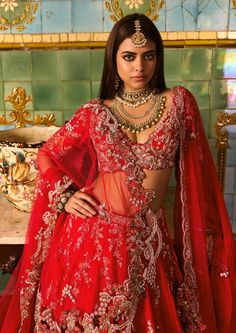 Red bridal raw silk lehenga set with two tulle dupattas. Dolly J, Sequin Lehenga, Veiled Woman, Raw Silk Lehenga, Chic Brides, Ethnic Outfits, Elegant Bride, Silk Lehenga, Western Wedding