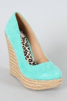 Turquoise Shoes, Aqua Shoes, Blue Pumps, Elsa Peretti, Espadrille Wedge, Fabulous Shoes, Shoe Closet, Crazy Shoes, Shoe Obsession