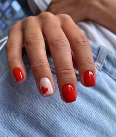 Short Red Nails, Heart Nail Designs, Smink Inspiration, Valentine Nails, Red Nail Designs