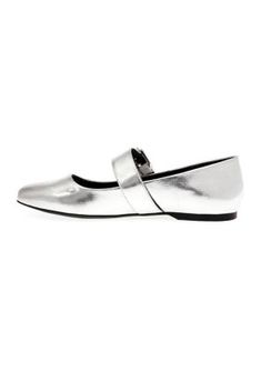 Perfectly paired with jeans and dresses alike, the Mellie flats from DV Dolce Vita add versatility to your shoe collection. | Dv Dolce Vita Women's Mellie Flats, Silver, 6M And Dresses, Shoe Collection, Silver, Dresses