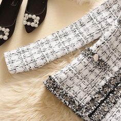 Ingvn - 2023 Trends Hot Sale Kurta For Women Cropped Tweed Coat Vintage O-Neck Open Stitch Tassel Slim Plaid Jacket Korean Blends Wool Outwear Tops Female Chanel Tweed Coat, Bunny Jacket, Kawaii Winter, Black Flared Jeans, Coat Elegant, Jacket Korean, Vintage Long Dress, Kurta For Women, Over 60 Fashion