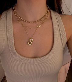 bubble initial necklace Bubble Letter Initial Necklace, Initial Necklace Stack, Chunky Initial Necklace, Bubble Initial Necklace, Initial Necklace Aesthetic, Bubble Necklace Outfit, Girly Bracelets, Necklace Stack, Gold Bubbles