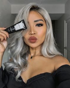 Silver Hair On Tan Skin, Silver Hair On Brown Skin, Ombre Grey Hair, Ombre Lace Front Wig, Best Lace Front Wigs, Dyed Tips, Long Straight Wig, Balayage Blond, Grey Hair Men