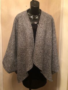 Wool and polyester blend Boucle Crop length Classic wrap with signature matching scarf. Handcrafted, Dry clean Women's Blazer, Kimono Top, Dry Clean, Blazer, Boutique, Wool, Women's Top