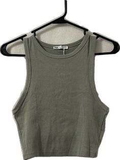 Basic Zara Crop Top For Summer, Casual Green Zara Tank Top, Zara Casual Crop Top For Spring, Zara Casual Spring Crop Top, Zara Green Casual Tank Top, Casual Zara Tank Crop Top, Zara Casual Tank Crop Top, Zara Basic, Zara Tops