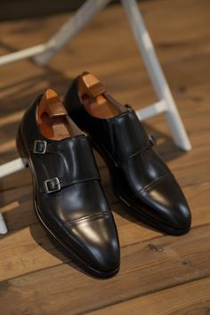 Exude confidence and style with these exquisite Black Double Monk Strap Shoes. Crafted from premium leather, these shoes feature a polished double buckle closure, adding a touch of modern elegance to any ensemble. Versatile and sophisticated, they seamlessly transition from formal events to stylish casual outings. Upper material - 100% Calf Leather Inner Lining - Nubuck Sole - Leather & Rubber Monk Strap Shoes Men, Double Monk Strap Shoes, Double Monk Strap, Monk Strap Shoes, Exude Confidence, Leather Dress Shoes, Loafer Sneakers, Footwear Collection, Strap Shoes