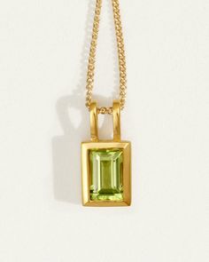 Eden Necklace Gold Vermeil – Temple of the Sun US Gemstone Properties, Peridot Pendant, Gemstone Pendant Necklace, Peridot Stone, Gemstone Necklace Pendant, Baguette Cut, Saved Items, Curb Chain, Ancient Greek