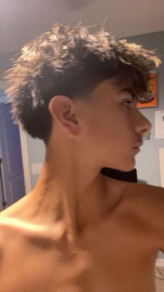 Low Taller Fade, Fluffy Hair With Fade, Low Taper Sides Only, Blowout Taper Hair, Taper Fluffy Hair, Fluffy Low Taper Fade, Fluffy Hair Edgar, Blowout Taper Men Wavy Hair