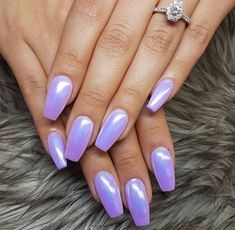 Purple Crome Nails Coffin, Chrome Nails Lavender, Purple Crome Nails Design, Iridescent Purple Nails, Nails With Pigment, Purple Chrome Acrylic Nails, Cool Chrome Nails, Purple Iridescent Nails, Purple Nails Chrome