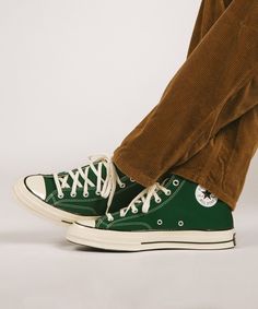 Chuck Taylor 70s, Converse 70s, Chuck 70s, Dr Shoes, Green Converse, Men Stylish Dress, Guys Clothing Styles, Converse Chuck 70, Outfits With Converse