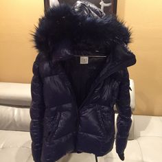 Brand New Super Fresh Jacket. The Color Is Amazing It’s Not Blue Or Purple . Its Like A Special Space Material You’ve Never Felt. Very Soft And Quite A Very High End Jacket. #Macys#S13#Puffer#Freeshipping Puffer Parka, Black Puffer Vest, Long Puffer Coat, Puff Jacket, Puffy Coat, Long Puffer, Black Puffer Jacket, Fly Girl, Black Puffer