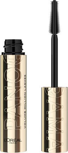 Upptäck volymgivande L'Oréal Paris Volume Million Lashes Panorama Mascara som ger fransarna en vacker panoramalook längs hela fransraden och gör så att dina ögon ser 1,4X större* ut. Superflexibel formula med stretchflex complex och sveper in varje frans i ett jämnt och fint lager. Borststrån i olika längder för att uppnå en vacker solfjädereffekt och ger en precis applicering där varje frans separeras och förlängs. Separerar dina fransar Ger volym och längd Gör så att dina ögon ser 1,4X större* Lashes, Paris, Gold, Beauty, Black